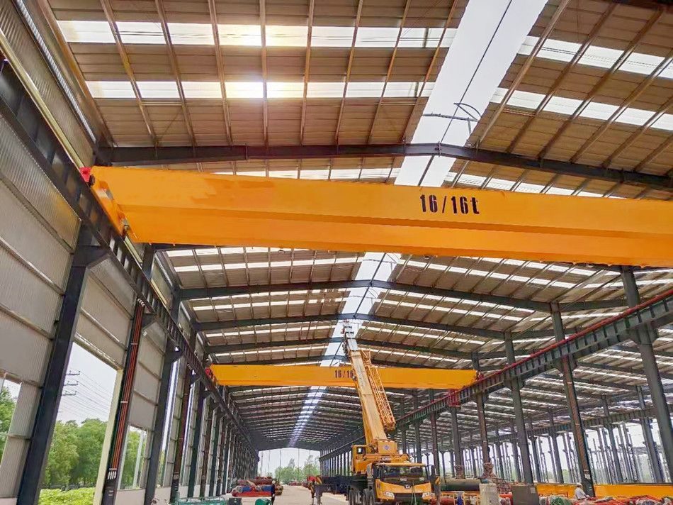 四川達(dá)州雙梁橋吊、LH型16/16t電動(dòng)葫蘆雙梁起重機(jī)