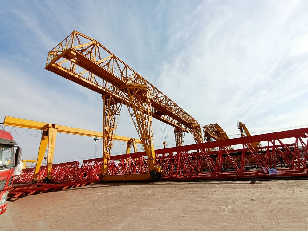 江門龍門吊、提梁機、架橋機、地鐵出渣機、路橋門機租賃出租安裝維修