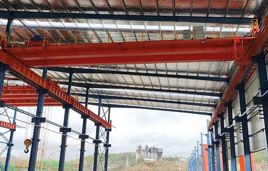 包頭QD型電動(dòng)吊鉤橋式起重機(jī)廠家銷售、安裝維修