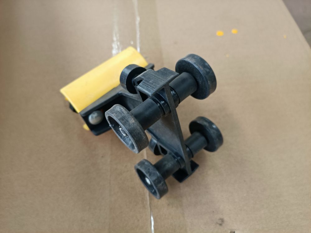 C型鋼電纜拖纜小車、扁電纜塑料滑輪、拖纜塑料滑輪