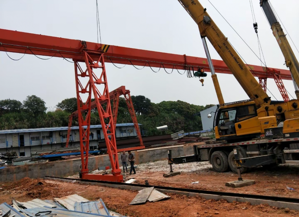 浙江寧波龍門吊廠家、價格、MH型電動單梁門式起重機