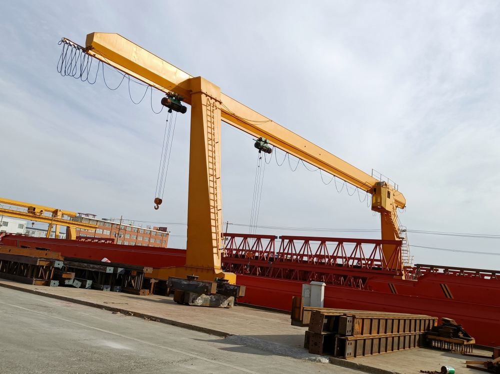 門式起重機、龍門吊廠家、型號、單梁門式起重機設(shè)計制造、安裝維修