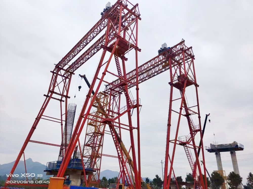 提梁機(jī)、工程龍門吊、路橋門機(jī)廠家生產(chǎn)制造、安裝維修、租賃出租