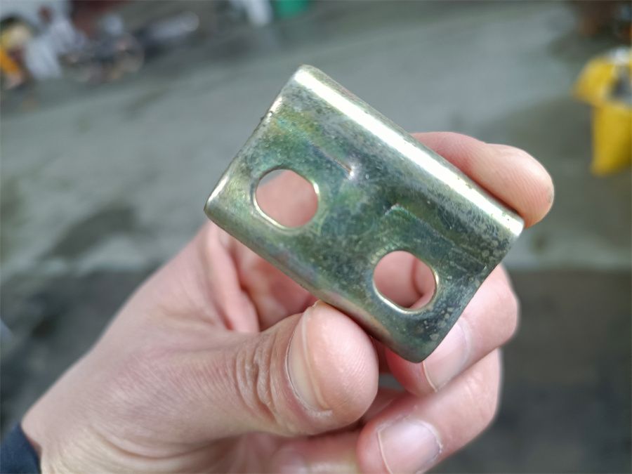 鋼絲繩式電動葫蘆壓繩板、鋼絲繩壓板