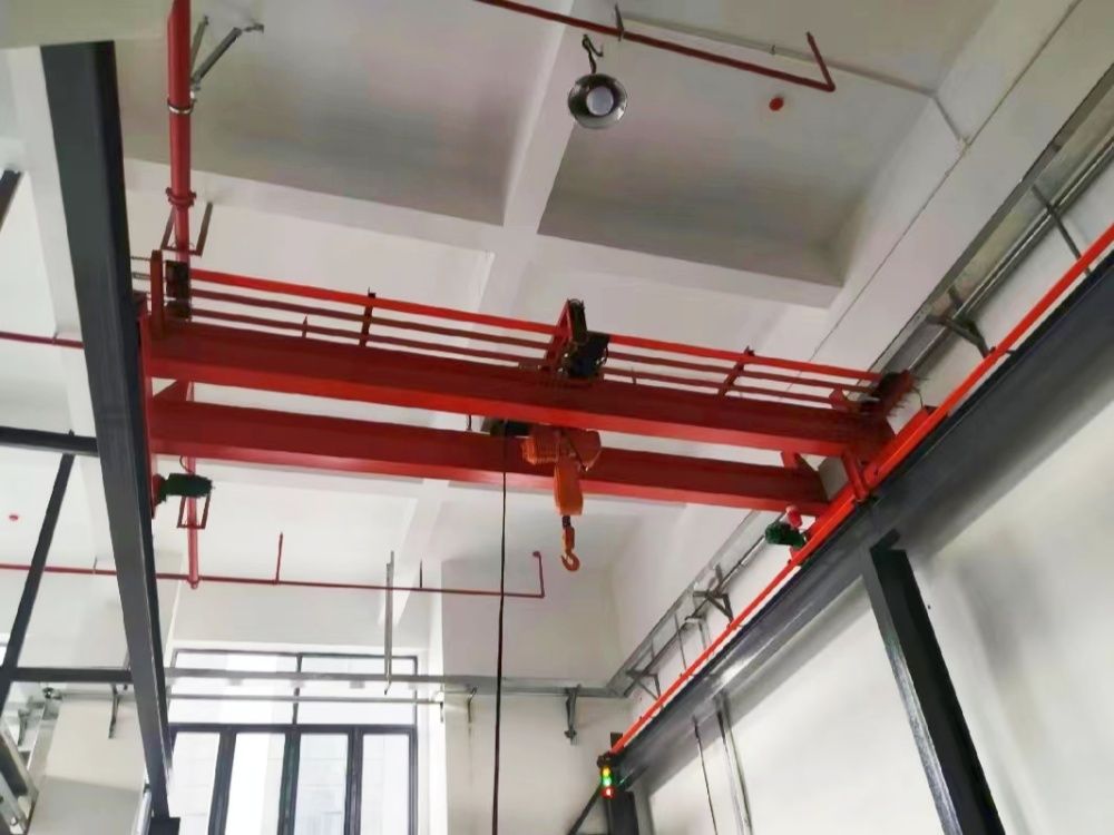 江蘇南京起重機(jī)、LH型電動(dòng)葫蘆雙梁橋式起重機(jī)、橋式行車(chē)