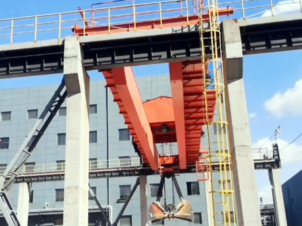 抓斗橋式起重機(jī)、全自動(dòng)抓斗吊機(jī)、天車、行吊安裝改造、維修維保
