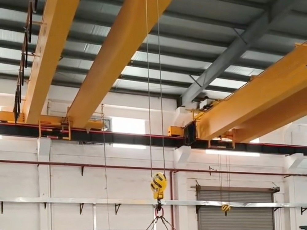 臨沂起重機(jī)、LH型/LHE型電動(dòng)雙梁橋式起重機(jī)生產(chǎn)制造、安裝維修