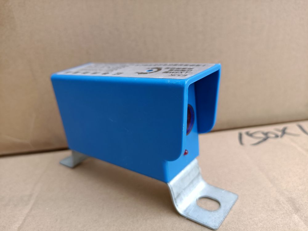 河南起重電氣、安全防護(hù)電氣、紅外線感應(yīng)行程開(kāi)關(guān)批發(fā)