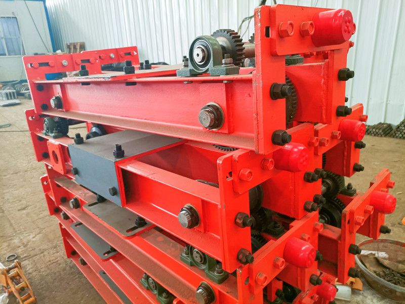 河南歐式懸掛起重機(jī)端梁、懸掛起重機(jī)梁頭廠家批發(fā)