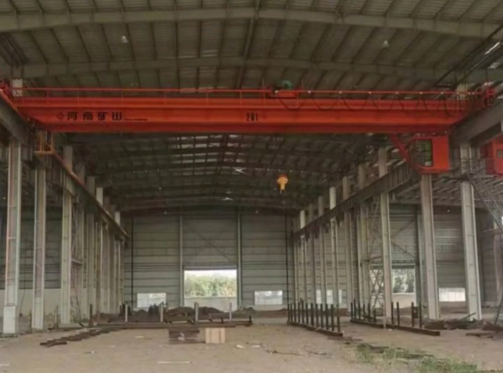 QD型通用吊鉤橋式起重機(jī)、雙梁起重機(jī)、天車吊機(jī)廠家