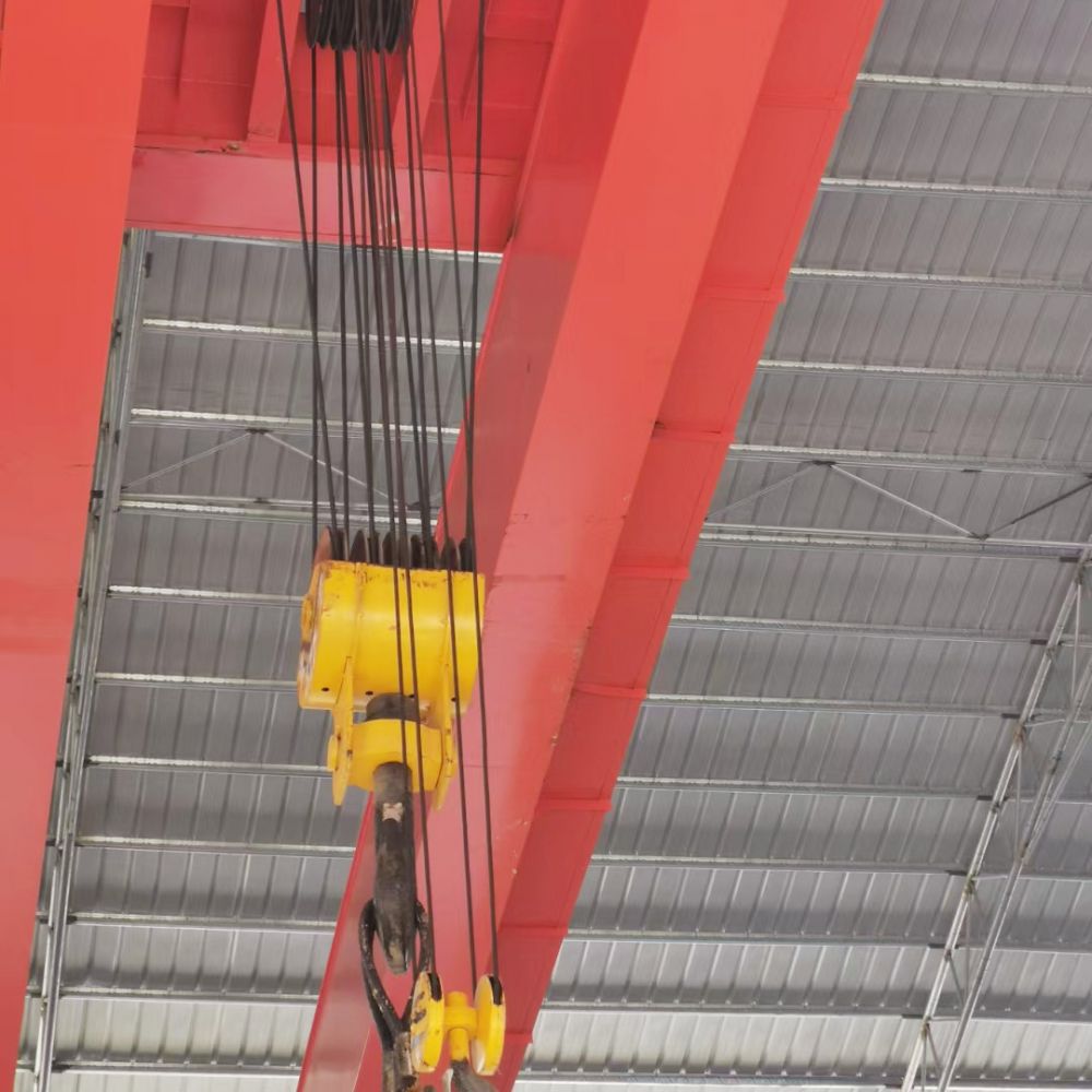 山東起重吊鉤吊具廠家批發(fā)零售、安裝維修