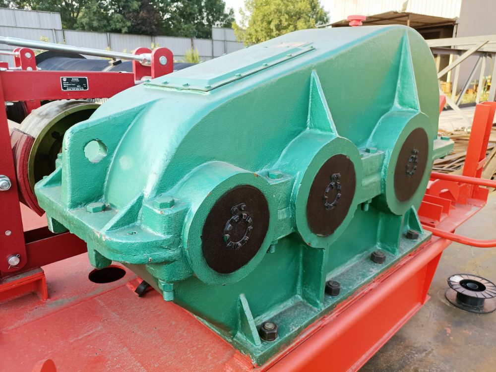 起重機(jī)圓柱齒輪減速機(jī)型號(hào)、參數(shù)、廠家、減速機(jī)更換安裝故障維修