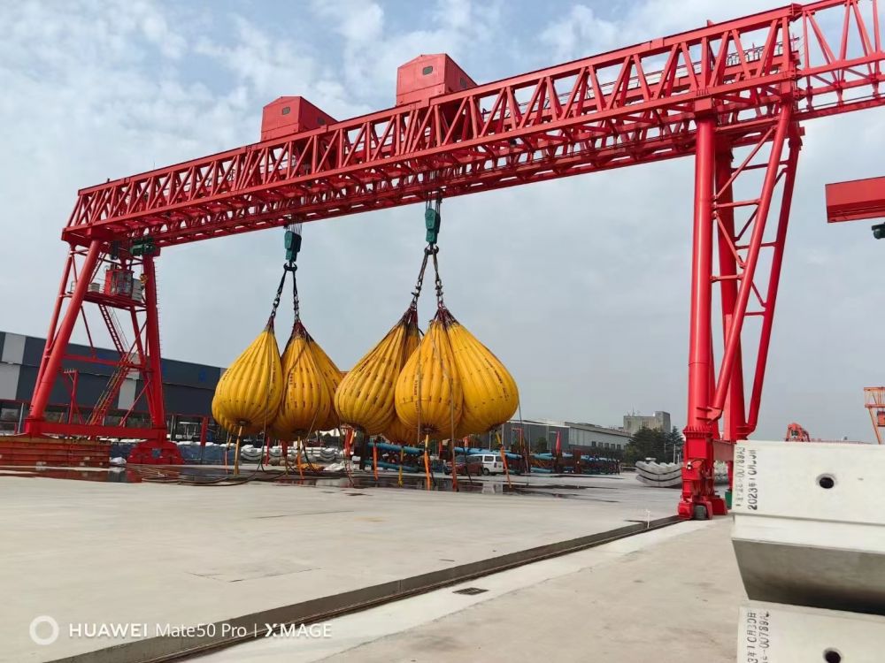 ME型雙小車門式起重機(jī)、ME型雙梁龍門吊、提梁機(jī)