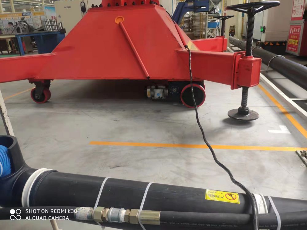 電動移動柱式懸臂吊