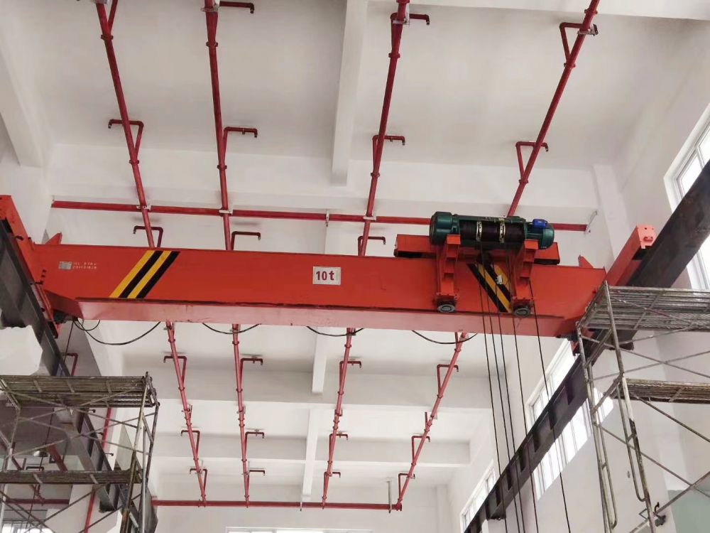 歐式新型起重機、天車、吊機-LDP型低凈空單梁起重機