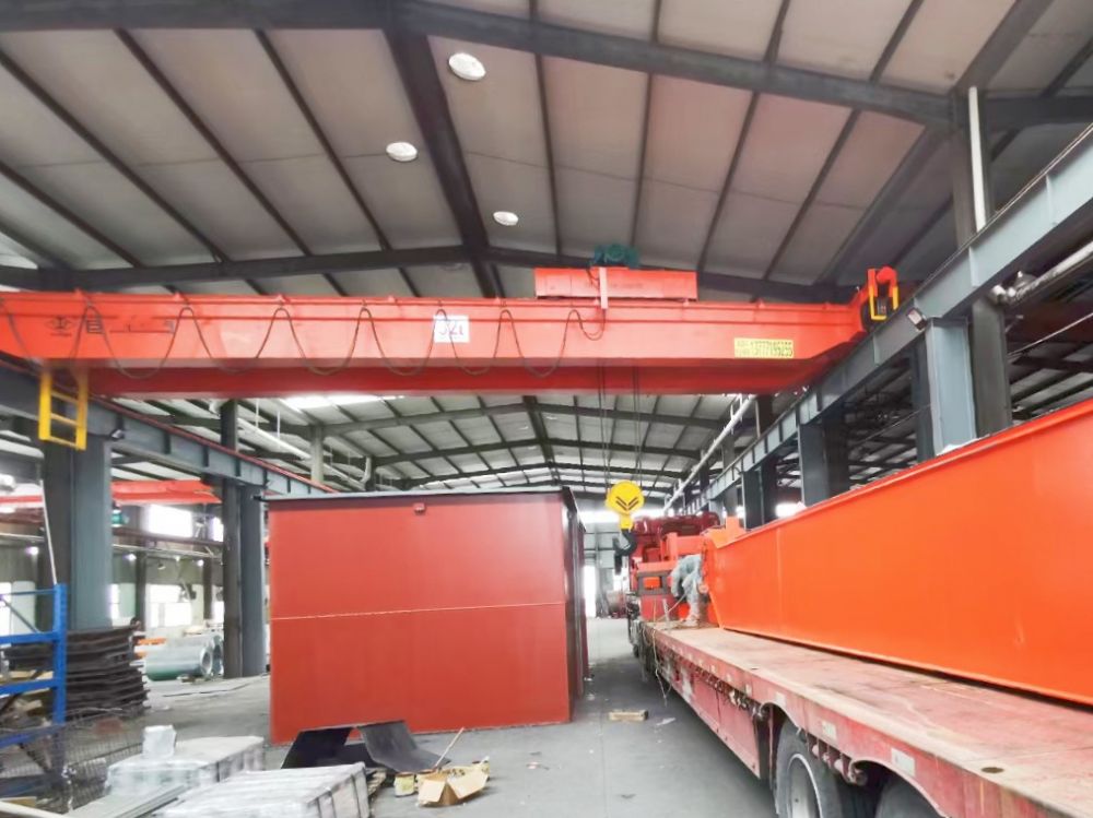 雙梁天車、雙梁吊機、LH型電動葫蘆雙梁橋式起重機