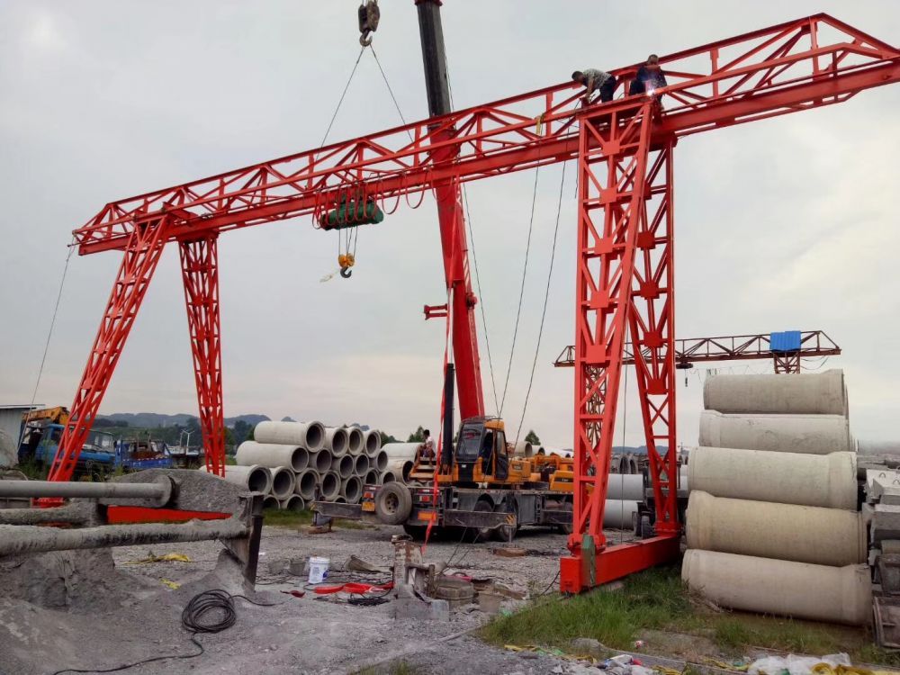 電動單梁門式起重機、龍門吊廠家制造、安裝維修