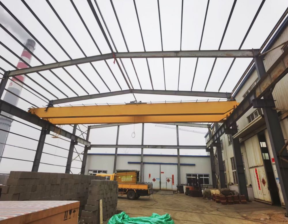 LH型電動(dòng)葫蘆雙梁橋式起重機(jī)、LH新型天車、吊機(jī)、航吊