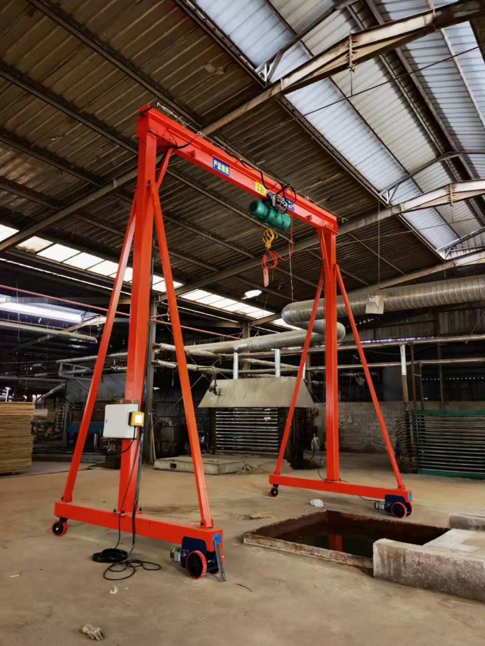 簡易小型龍門吊、小噸位門式起重機