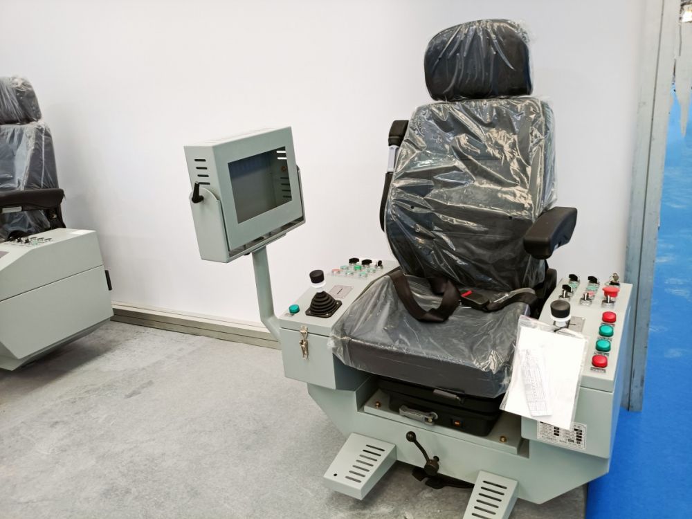 起重機(jī)操作臺、操縱臺、聯(lián)動臺廠家品牌、產(chǎn)品價格