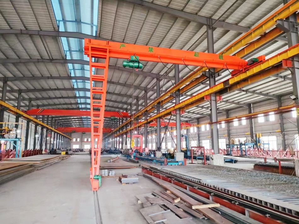 南平龍門吊、半腿電動單梁門式起重機(jī)廠家銷售、安裝維修