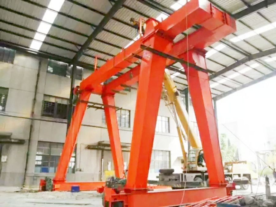 商丘雙梁龍門吊、MG型電動(dòng)雙梁門式起重機(jī)