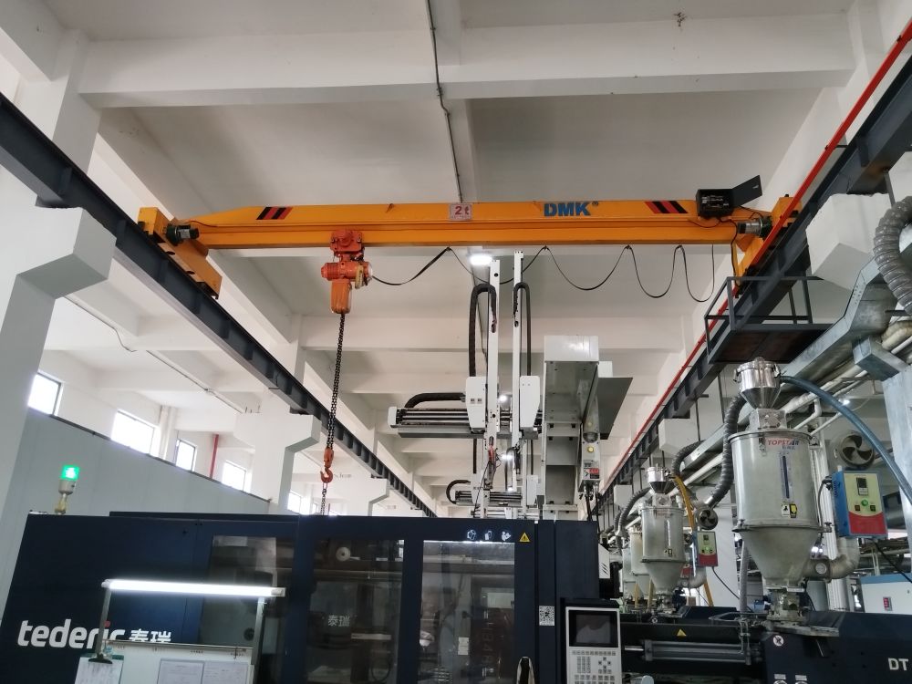 廣州花都起重機，LDA型電動單梁起重機