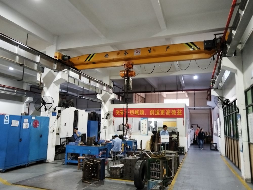 浙江臺(tái)州起重機(jī)、LDA型1~30噸電動(dòng)單梁起重機(jī)