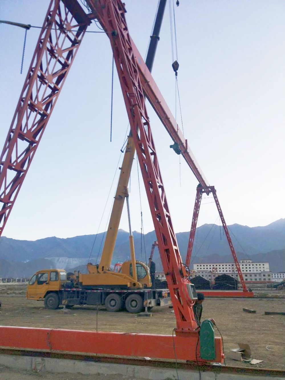 西藏阿里起重機(jī)、門式起重機(jī)、龍門吊廠家銷售安裝調(diào)試、維修修理