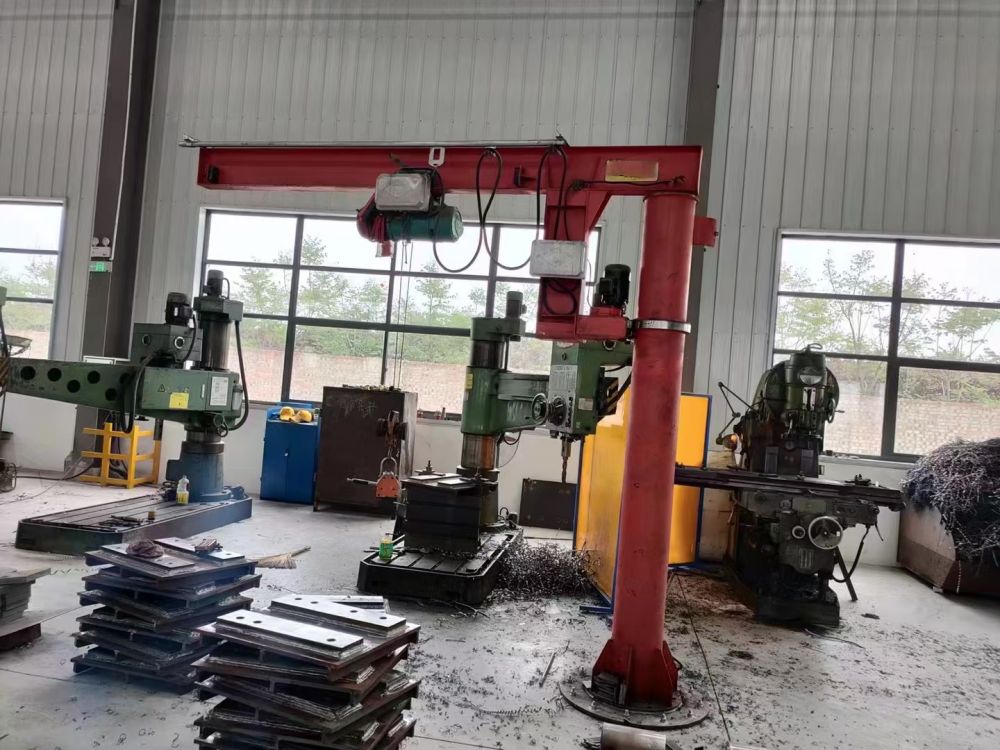 重慶懸臂吊、定柱式懸臂吊/懸臂起重機