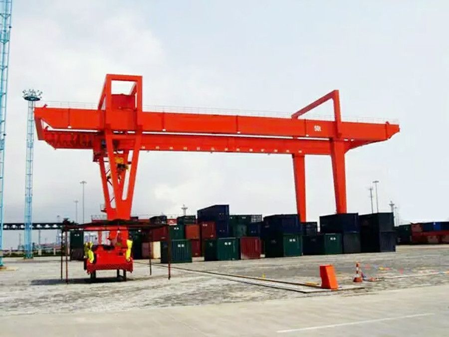 營口起重機、營口龍門吊、營口集裝箱門式起重機