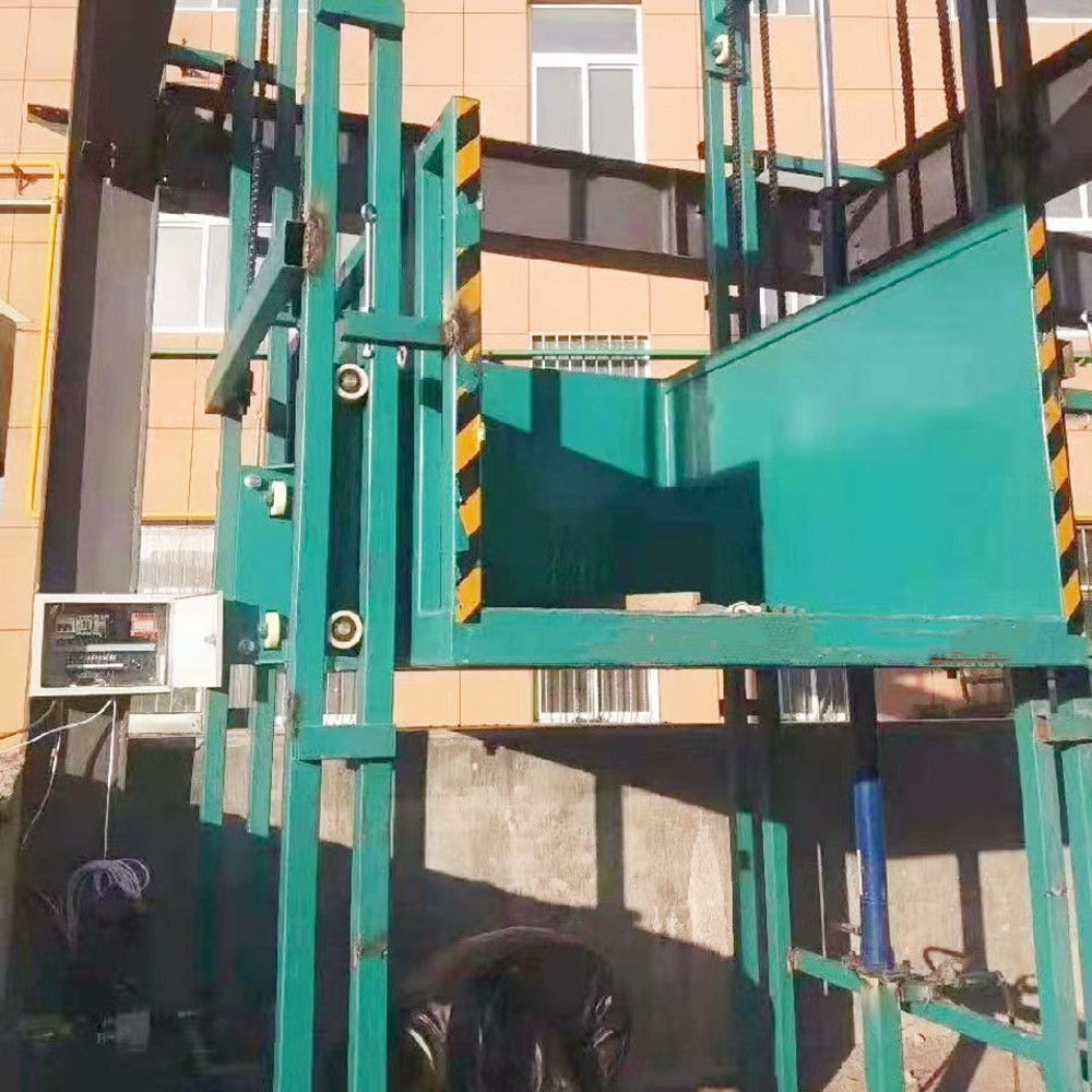 河南安陽升降平臺、載貨升降機(jī)，SJD型鏈條導(dǎo)軌式升降機(jī)