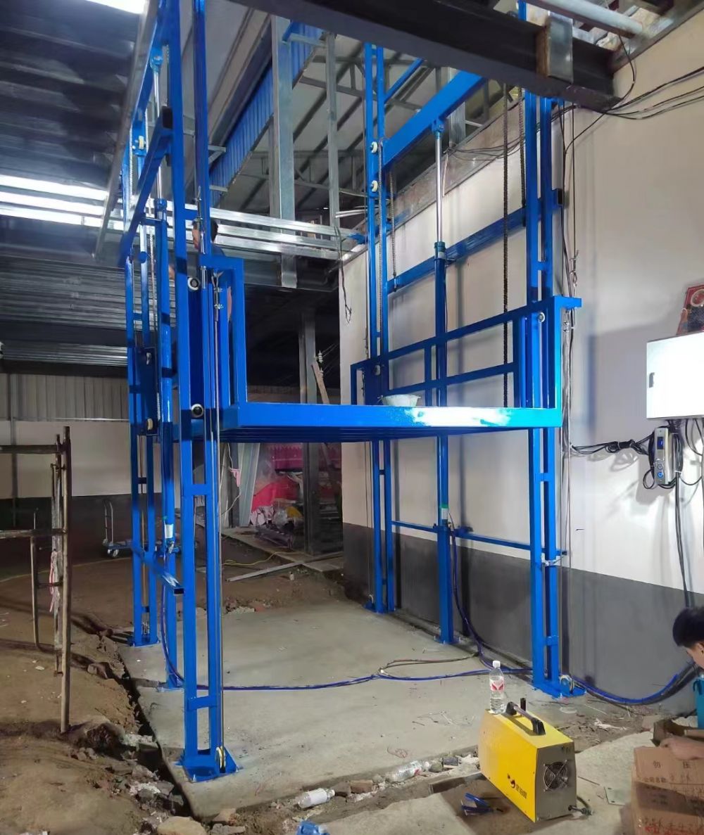 重慶升降機、鏈條導軌液壓升降機型號規(guī)格、價格