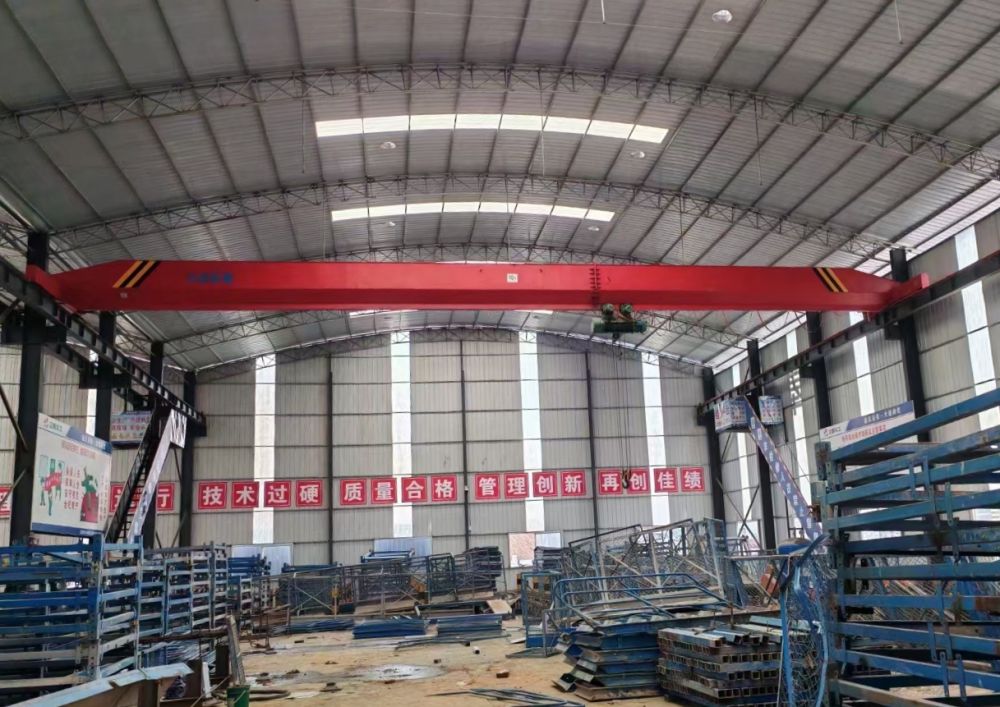 佛山起重機廠家、LDA型電動單梁起重機