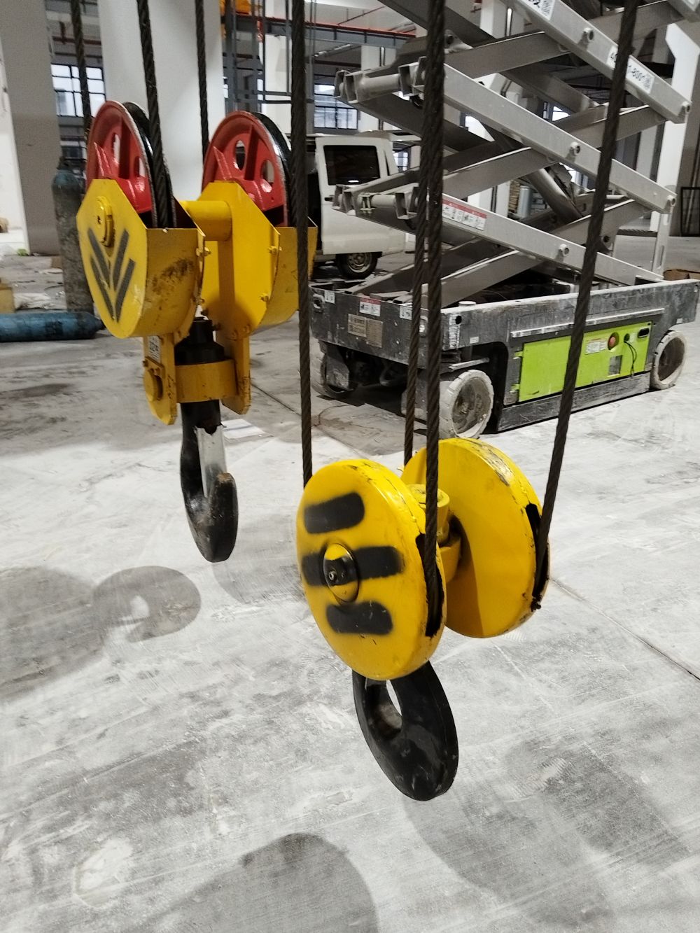 起重機吊鉤組、電動葫蘆吊鉤、行車大鉤、天車鉤輪