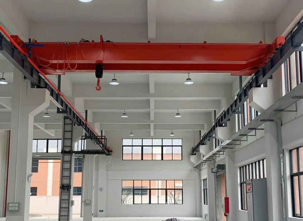 河南起重機(jī)、新鄉(xiāng)行車(chē)廠家、LH型電動(dòng)葫蘆橋式起重機(jī)價(jià)格