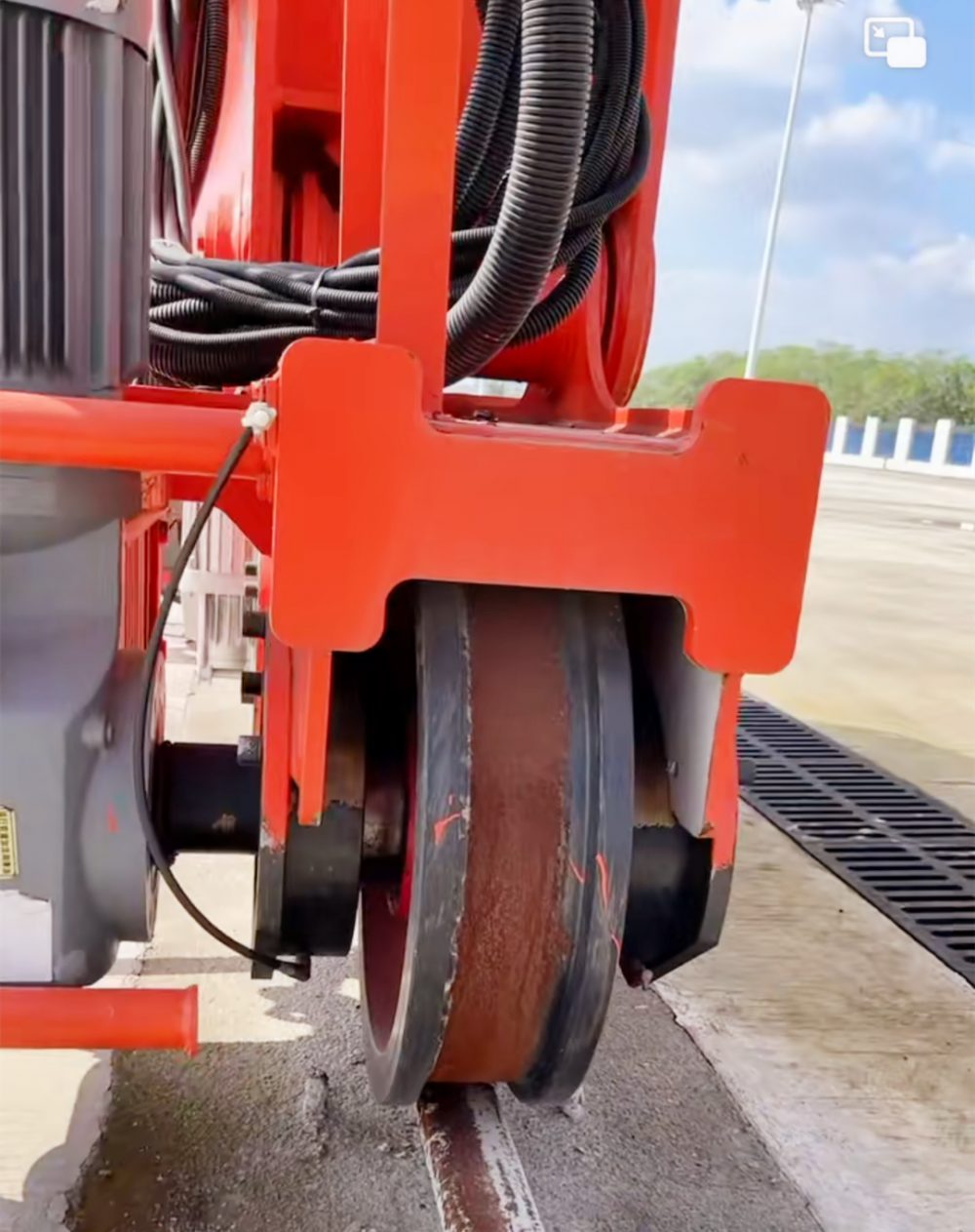 起重機(jī)車輪、行車輪、航吊車輪組生產(chǎn)廠家、型號(hào)規(guī)格、技術(shù)參數(shù)、價(jià)格