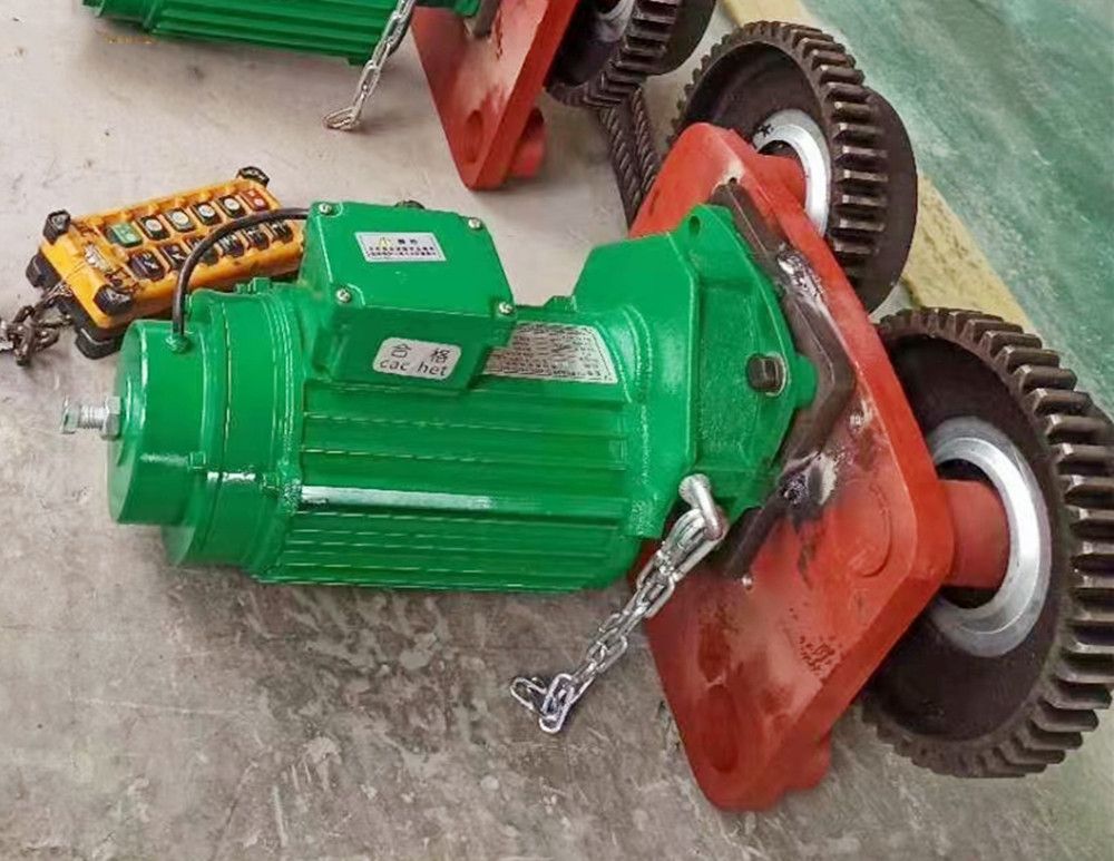 南昌市三合一電動機、天車運行端梁馬達廠家批發(fā)