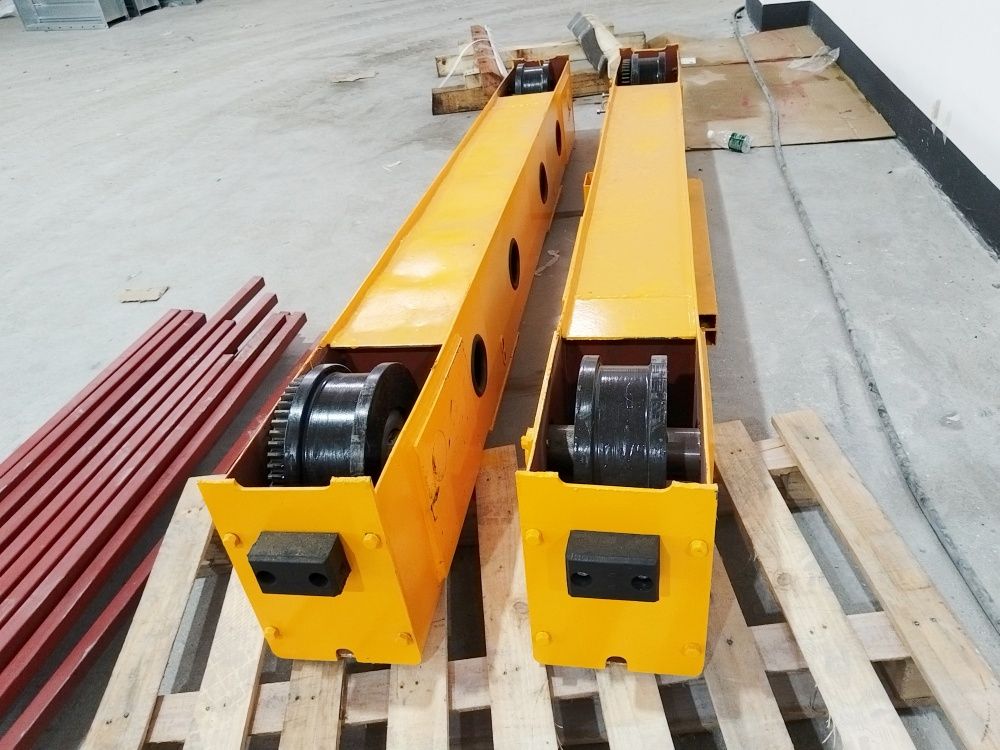 起重機端梁、電動單梁起重機大車行走機構、車輪組