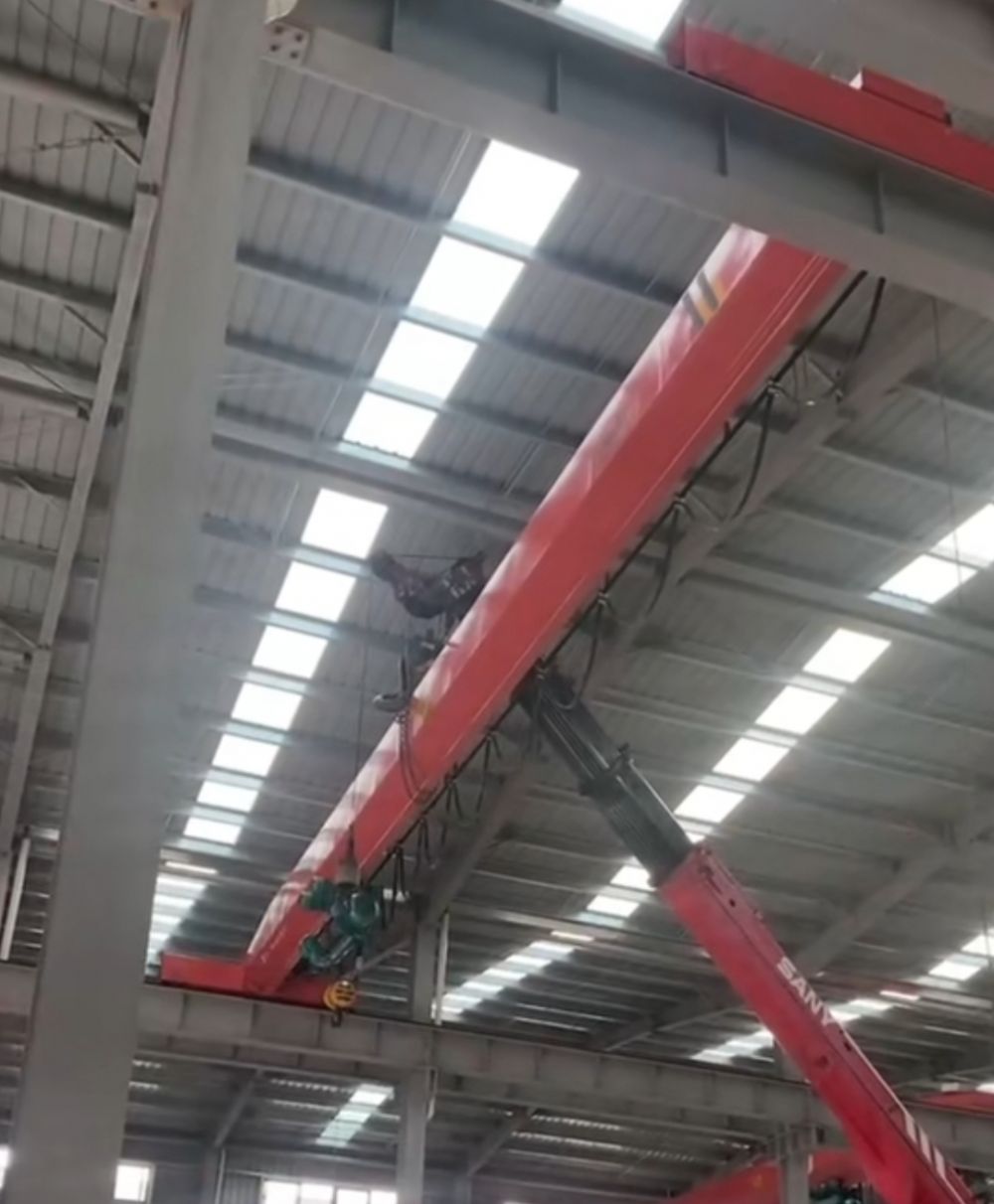 宜賓起重機(jī)、LDA型電動(dòng)單梁起重機(jī)生產(chǎn)定制、安裝維修