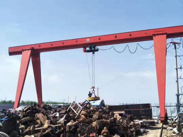 湖北宜昌龍門吊租賃 45噸10噸龍門吊垃圾場(chǎng)用