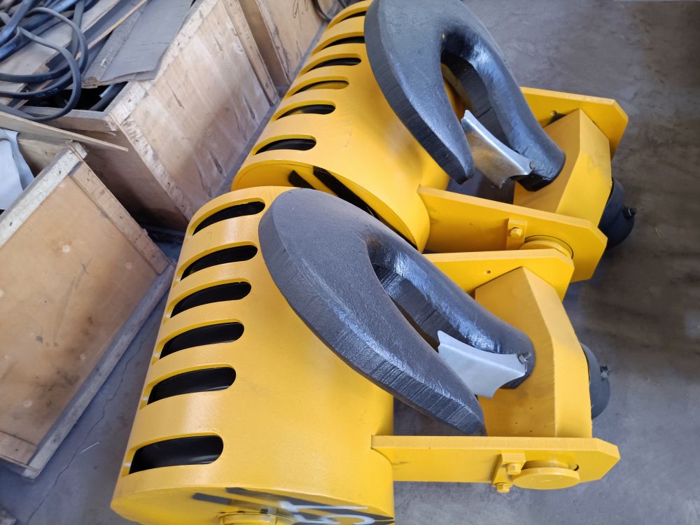 起重吊鉤、行車大鉤供貨維修、封閉式起重機(jī)吊鉤廠家、型號(hào)參數(shù)、價(jià)格