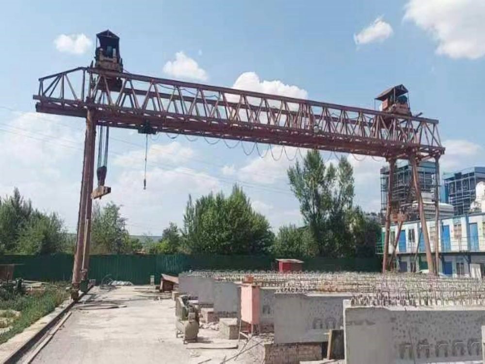 山西提梁機(jī)、梁場門式起重機(jī)/龍門吊租賃廠家
