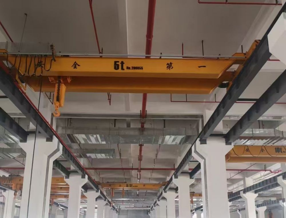 ?？谄鹬貦C-LH型電動葫蘆橋式起重機、行車、吊機