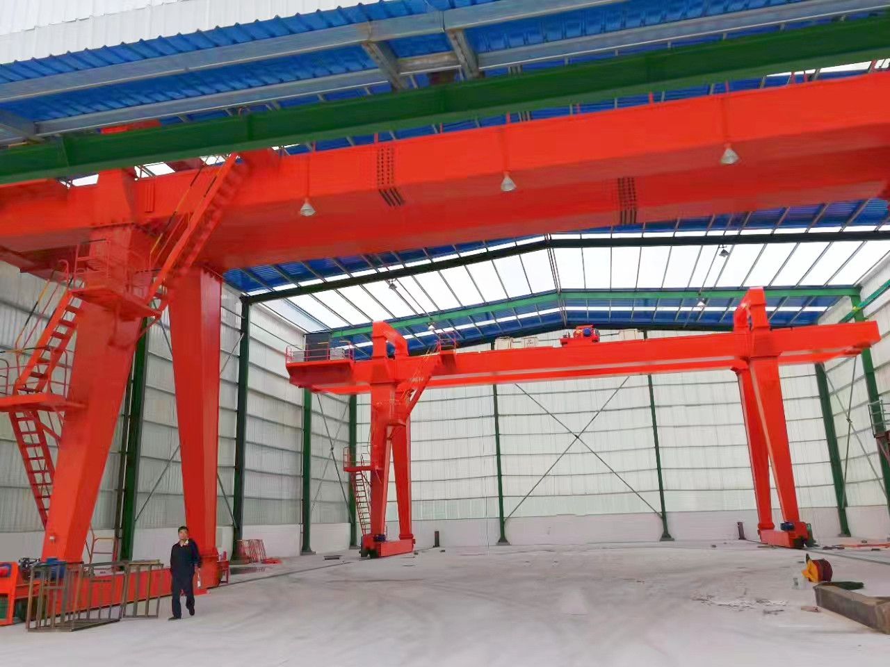 江西景德鎮(zhèn)龍門吊、A型電動雙梁門式起重機(jī)廠家銷售、安裝維修