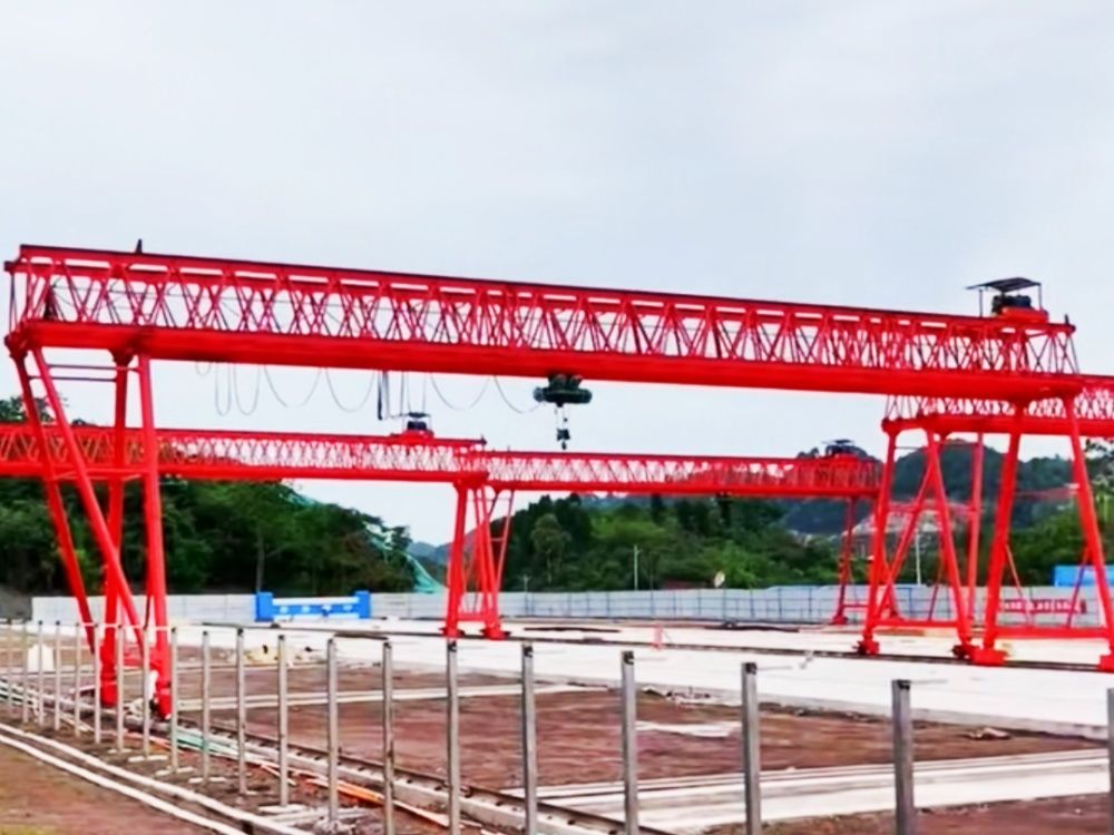 福建廈門起重機(jī)廠家提供提梁機(jī)、工程門式起重機(jī)制造、租賃、回收