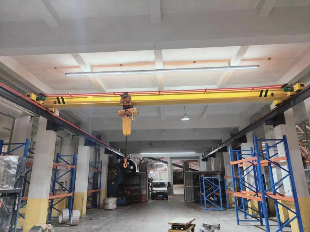 山東起重機(jī)、LDX歐式起重機(jī)、新型電動(dòng)單梁起重機(jī)