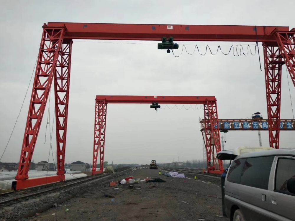 寧波起重機(jī)廠家、電動(dòng)門式起重機(jī)、單梁龍門吊