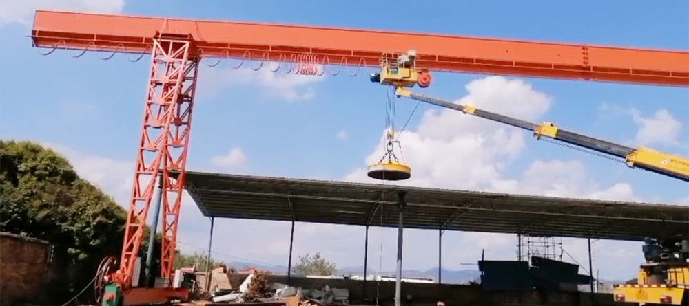 廣西龍門吊、南寧電動(dòng)電磁吸盤門式起重機(jī)廠家銷售服務(wù)