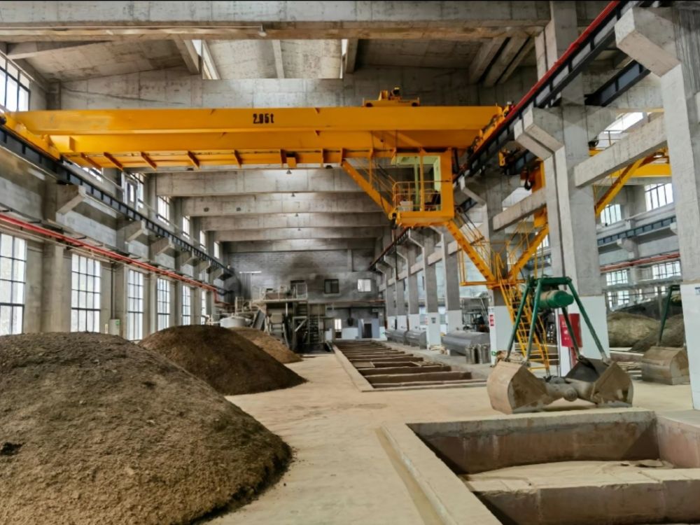 貴州起重機、釀造抓斗起重機、酒廠用抓斗橋式起重機